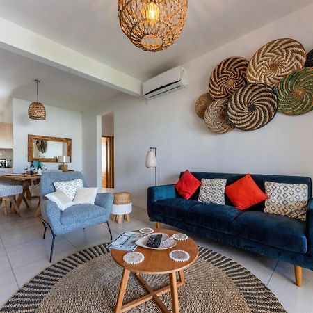 West Wood Holiday Apartment, C6 - Flic En Flac With Pool At A Quiet Location, Beautifully Decorated And Close To The Beach المظهر الخارجي الصورة
