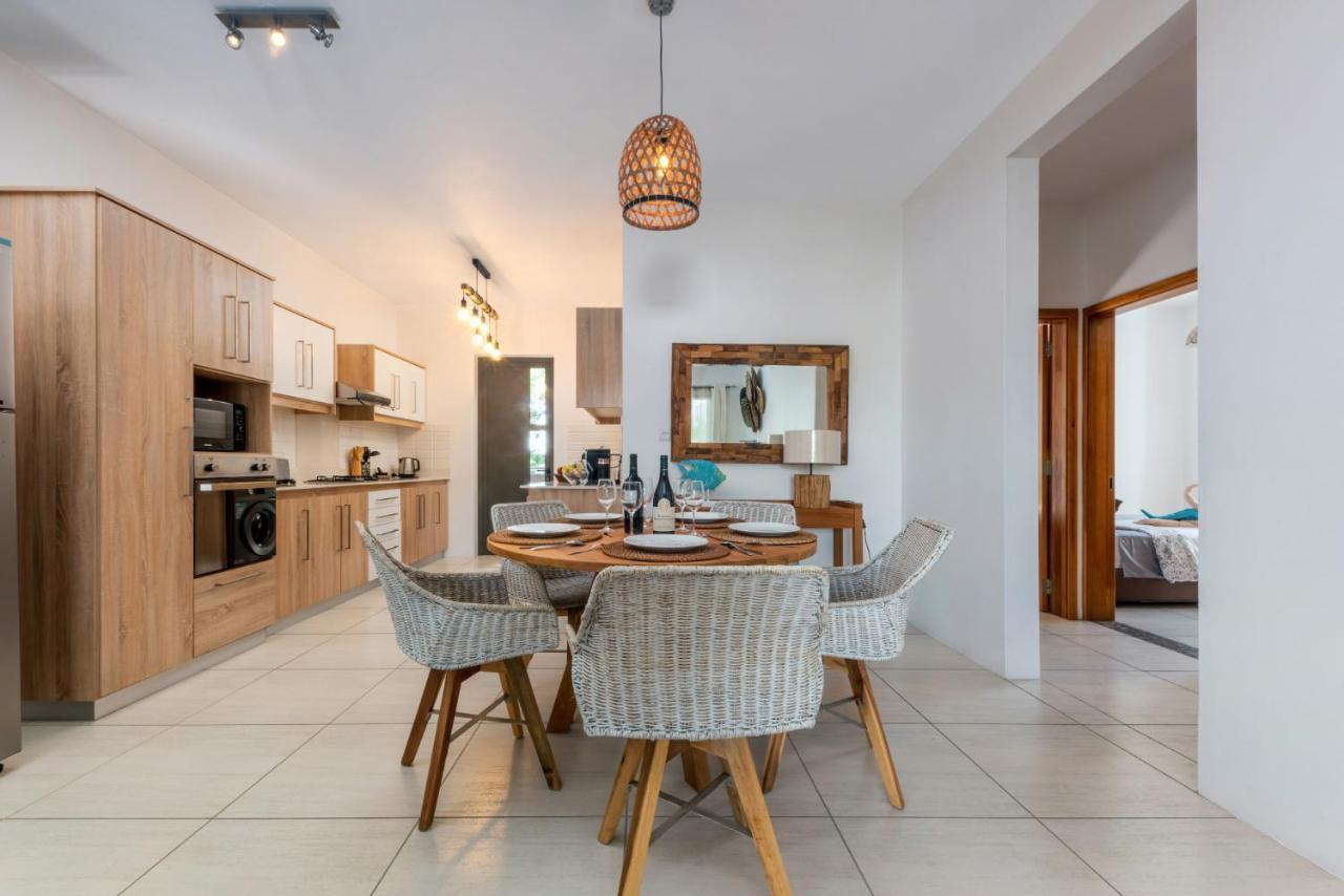 West Wood Holiday Apartment, C6 - Flic En Flac With Pool At A Quiet Location, Beautifully Decorated And Close To The Beach المظهر الخارجي الصورة