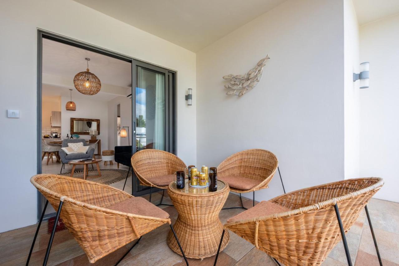 West Wood Holiday Apartment, C6 - Flic En Flac With Pool At A Quiet Location, Beautifully Decorated And Close To The Beach المظهر الخارجي الصورة